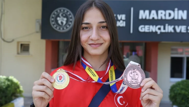 Mardinli Kübra Çiçek, Yıldızlar Avrupa Boks Şampiyonası’ndan bronz madalya ile döndü